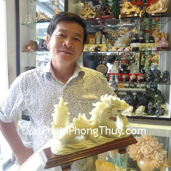 Anh Hùng - khách hàng mua tượng rồng cẩm thạch N076