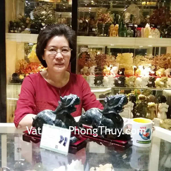Chị Trinh - khách hàng mua Cặp Tỳ hưu Độc ngọc THDN-L