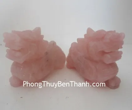 Tỳ hưu thạch anh hồng đứng nhỏ S701