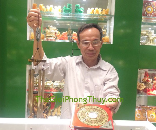 Chú Trọng-Khách hàng mua La bàn mặt đồng vừa 15.5cm FCC1156 và Chuông gió 12 ống ( màu trắng) FCG1227	.