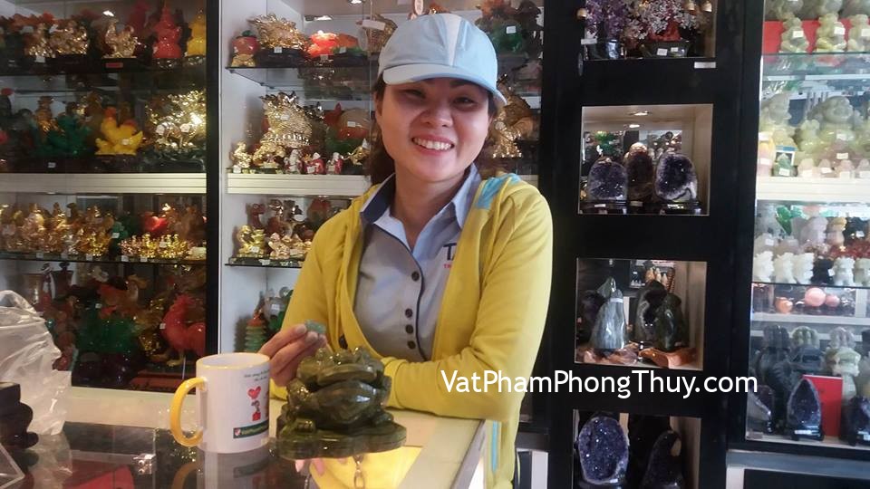 Chị Dung - khách hàng mua thiềm thừ lam ngọc trung GM023, mặt tỳ hưu ngọc đông linh S932