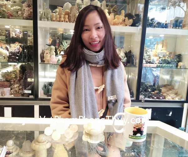 Chị Hiền- khách hàng mua thiềm thừ cẩm thạch CTT-S